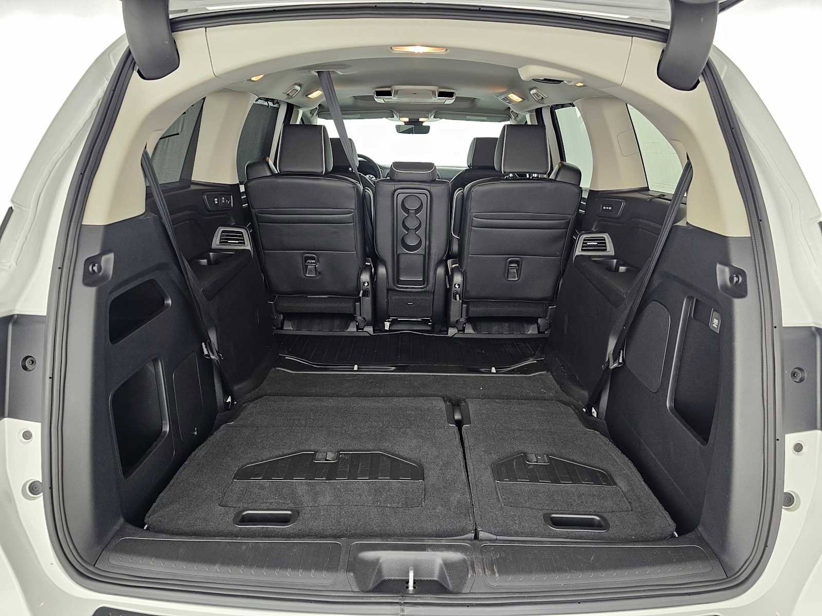 Used 2026 Honda Odyssey Elite image 16