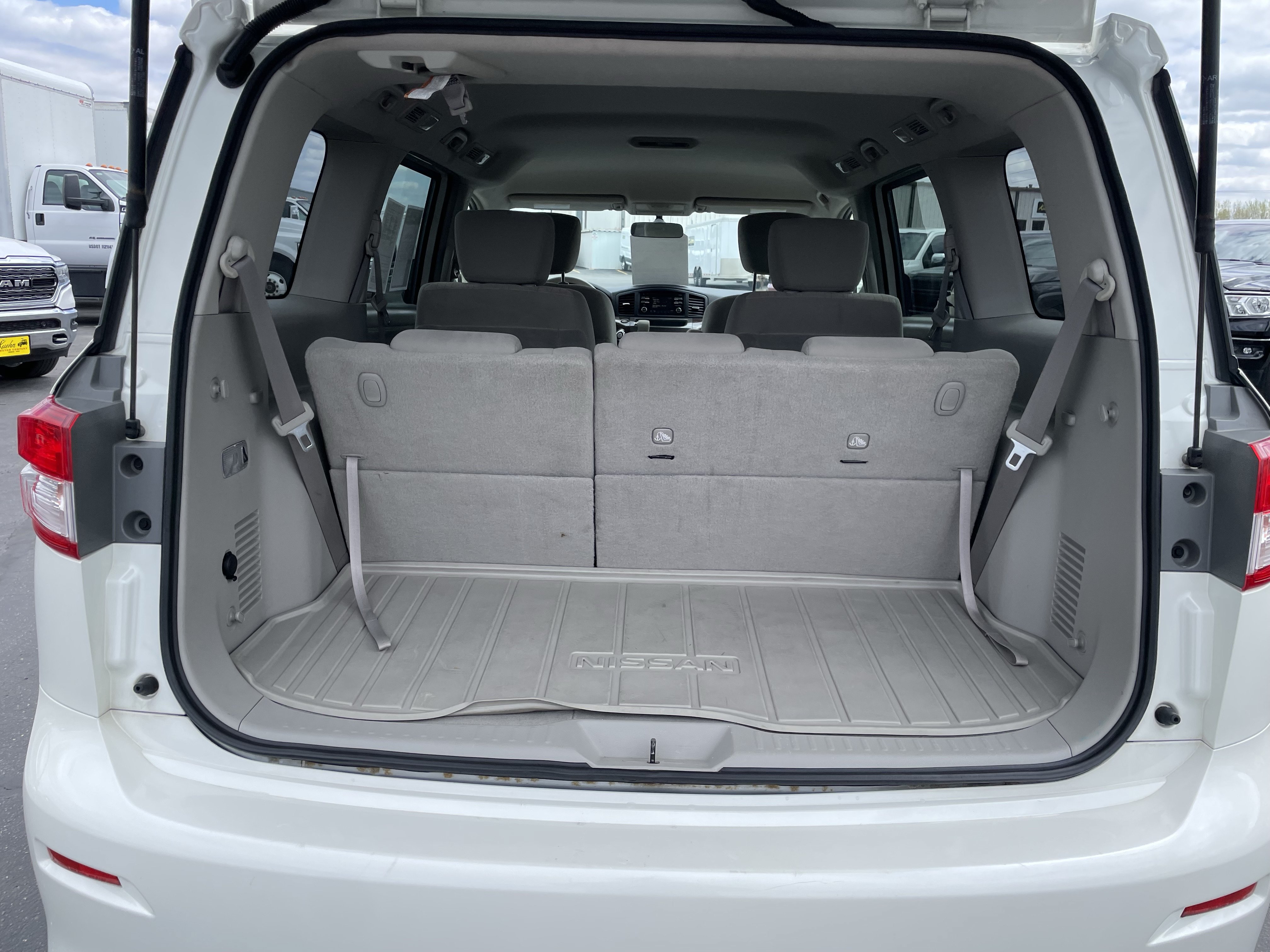 Used 2013 Nissan Quest SV FWD image 8
