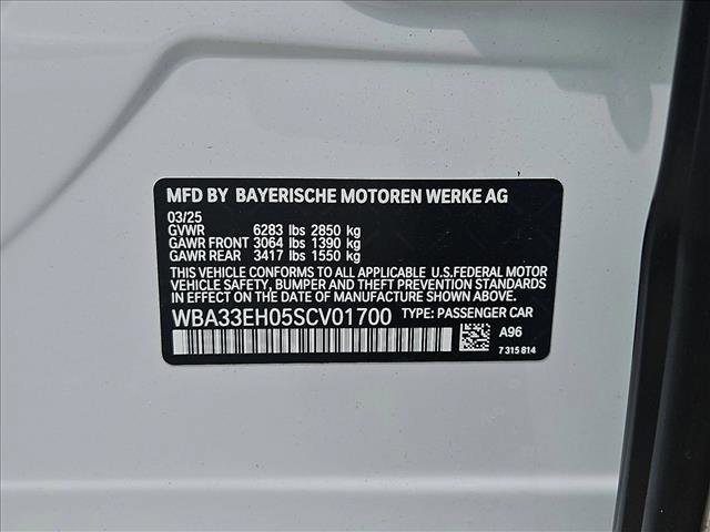 Used 2025 BMW 740i xDrive AWD/4WD image 23