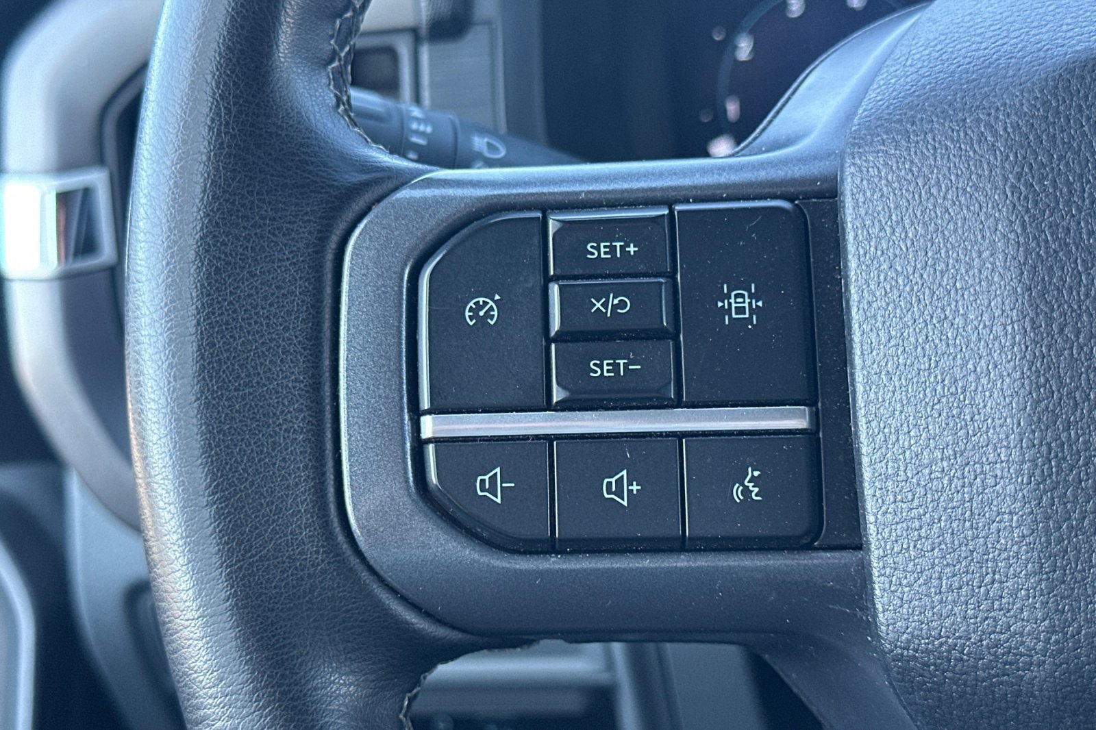 Used 2025 Ford F150 XLT w/ Equipment Group 301A Standard RWD image 32