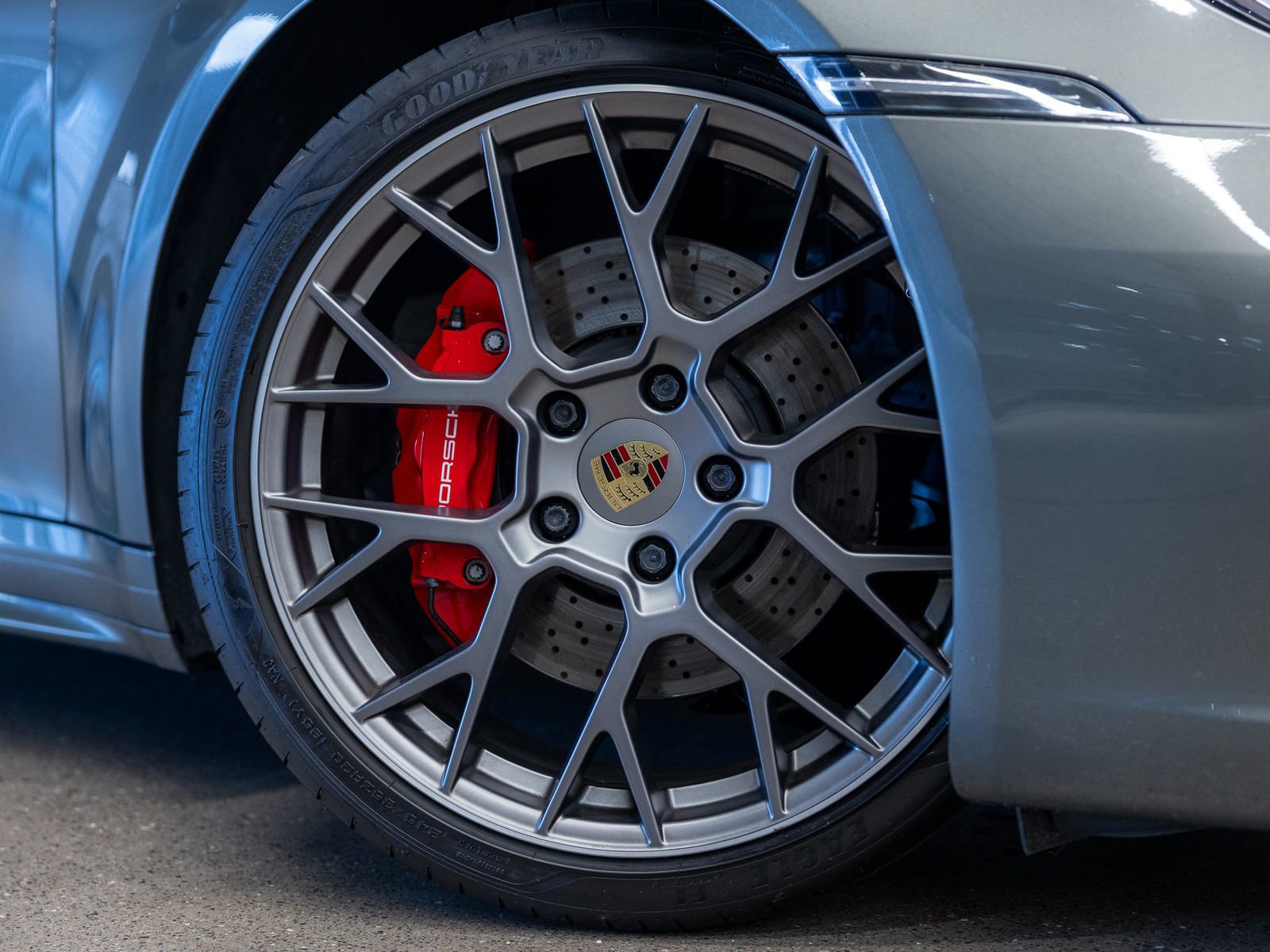 Certified 2020 Porsche 911 Carrera S w/ Premium Package RWD image 20