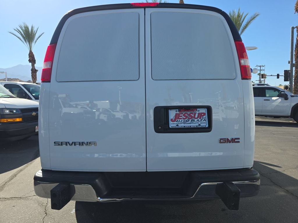 Used 2024 GMC Savana 2500 w/ Driver Convenience Package RWD image 31