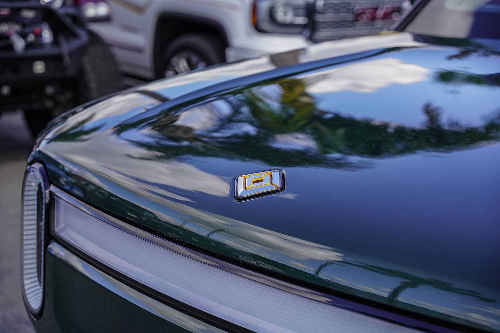 Used 2023 Rivian R1T Adventure image 11