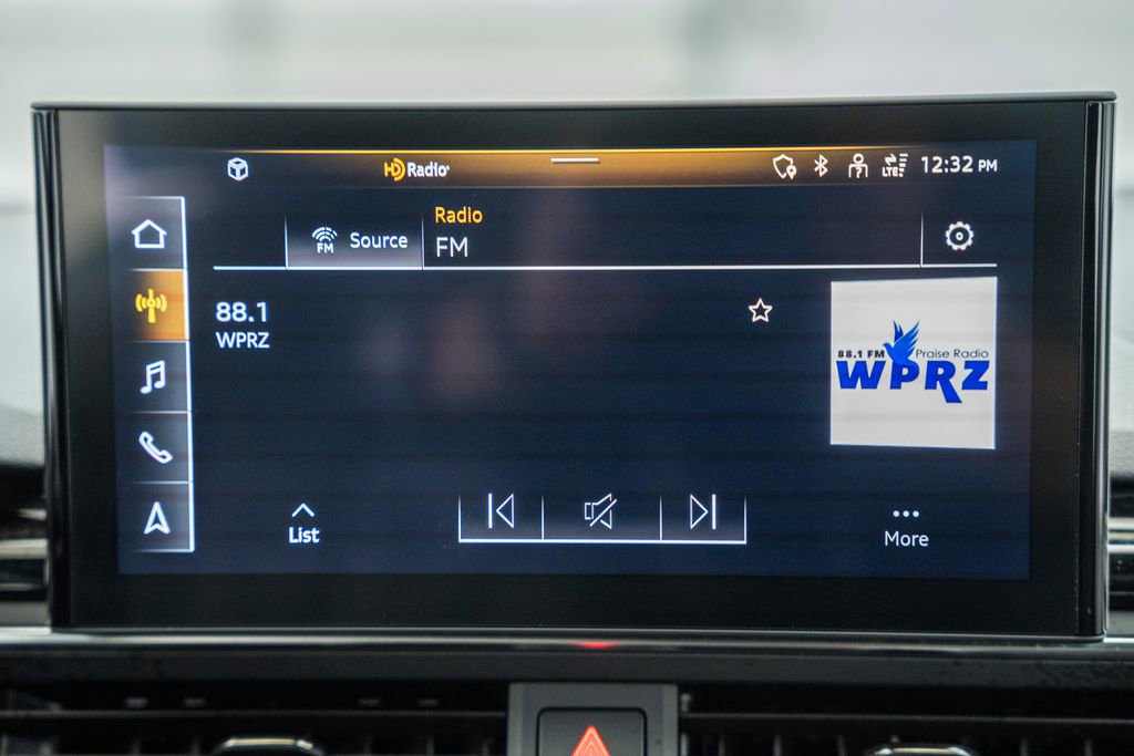 Used 2024 Audi A4 2.0T Premium Plus image 24