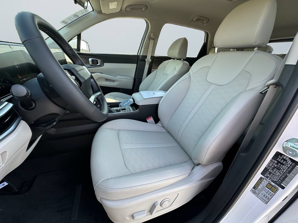 New 2026 Kia Sorento S AWD/4WD image 9