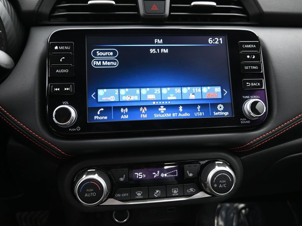 New 2025 Nissan Versa SR w/ Trunk Package FWD image 15