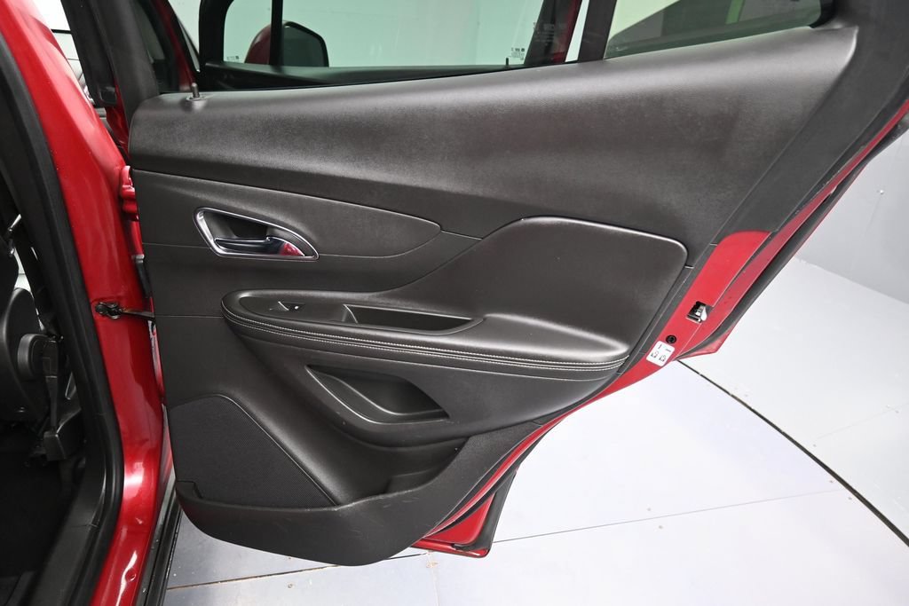 Used 2015 Buick Encore Leather FWD image 21