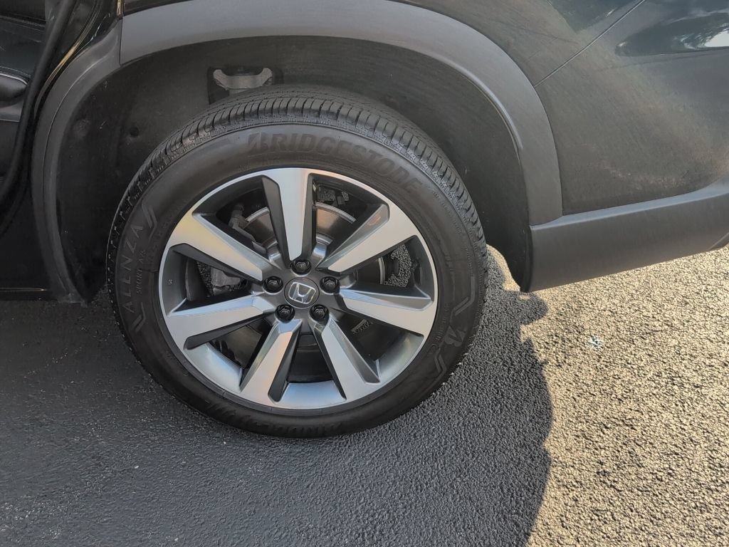 Used 2025 Honda Pilot Elite image 59