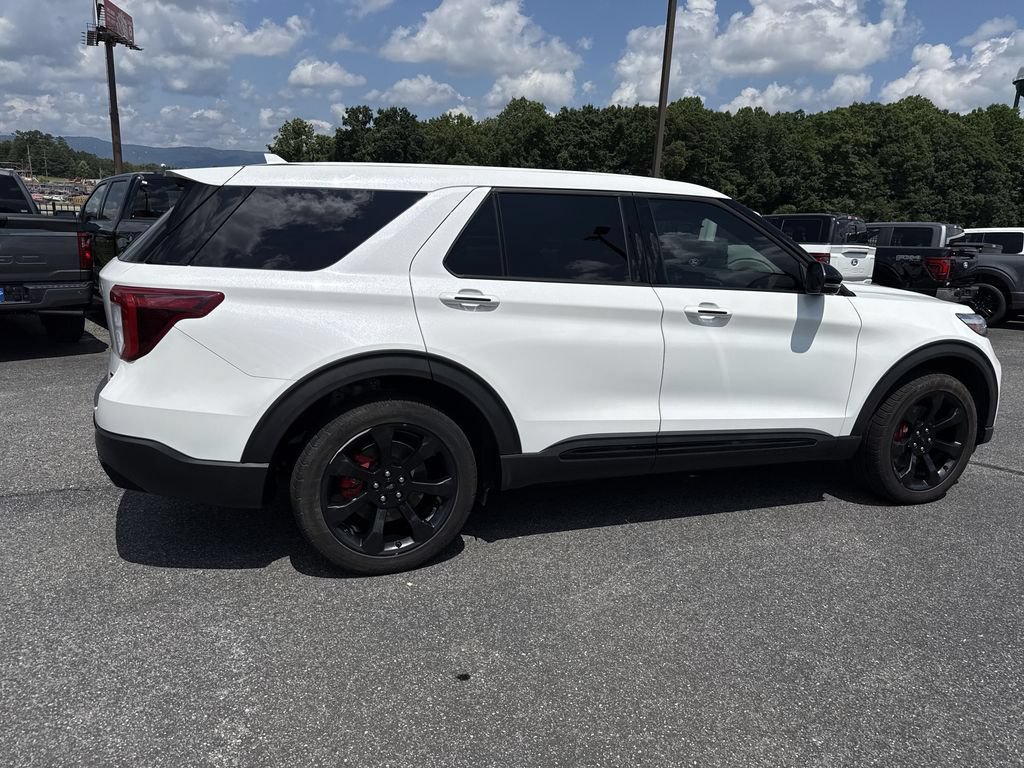 Used 2022 Ford Explorer ST w/ Equipment Group 401A AWD/4WD image 8