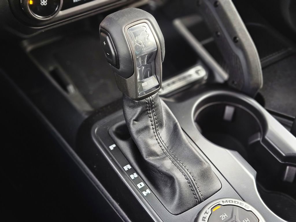 New 2025 Ford Bronco Badlands w/ Black Appearance Package image 22