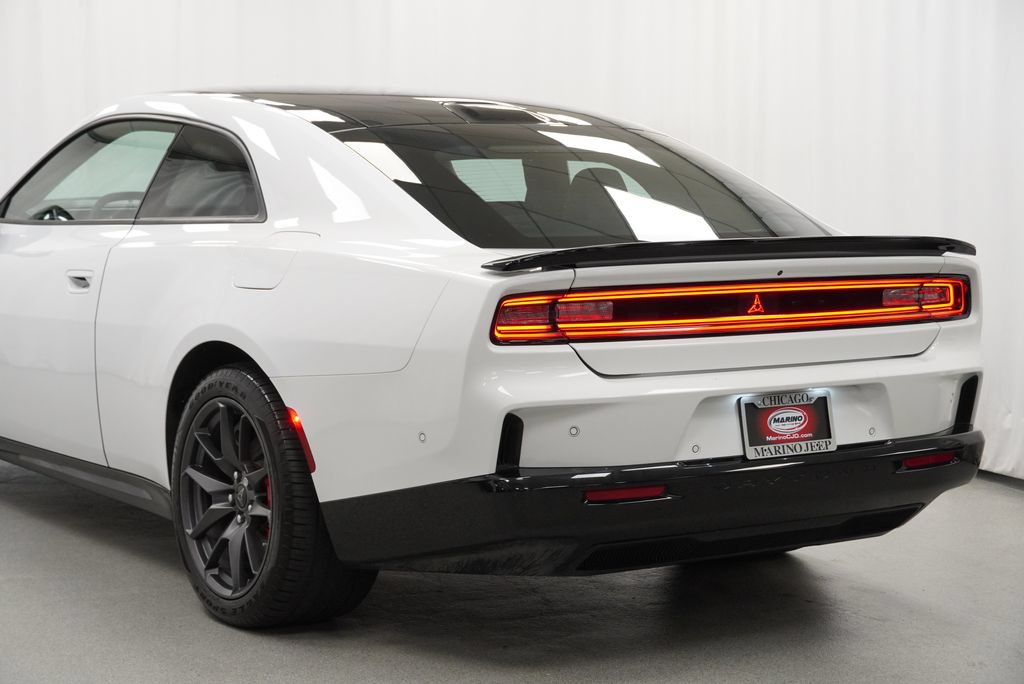 Used 2024 Dodge Charger Daytona Scat Pack w/ Plus Group AWD/4WD image 13