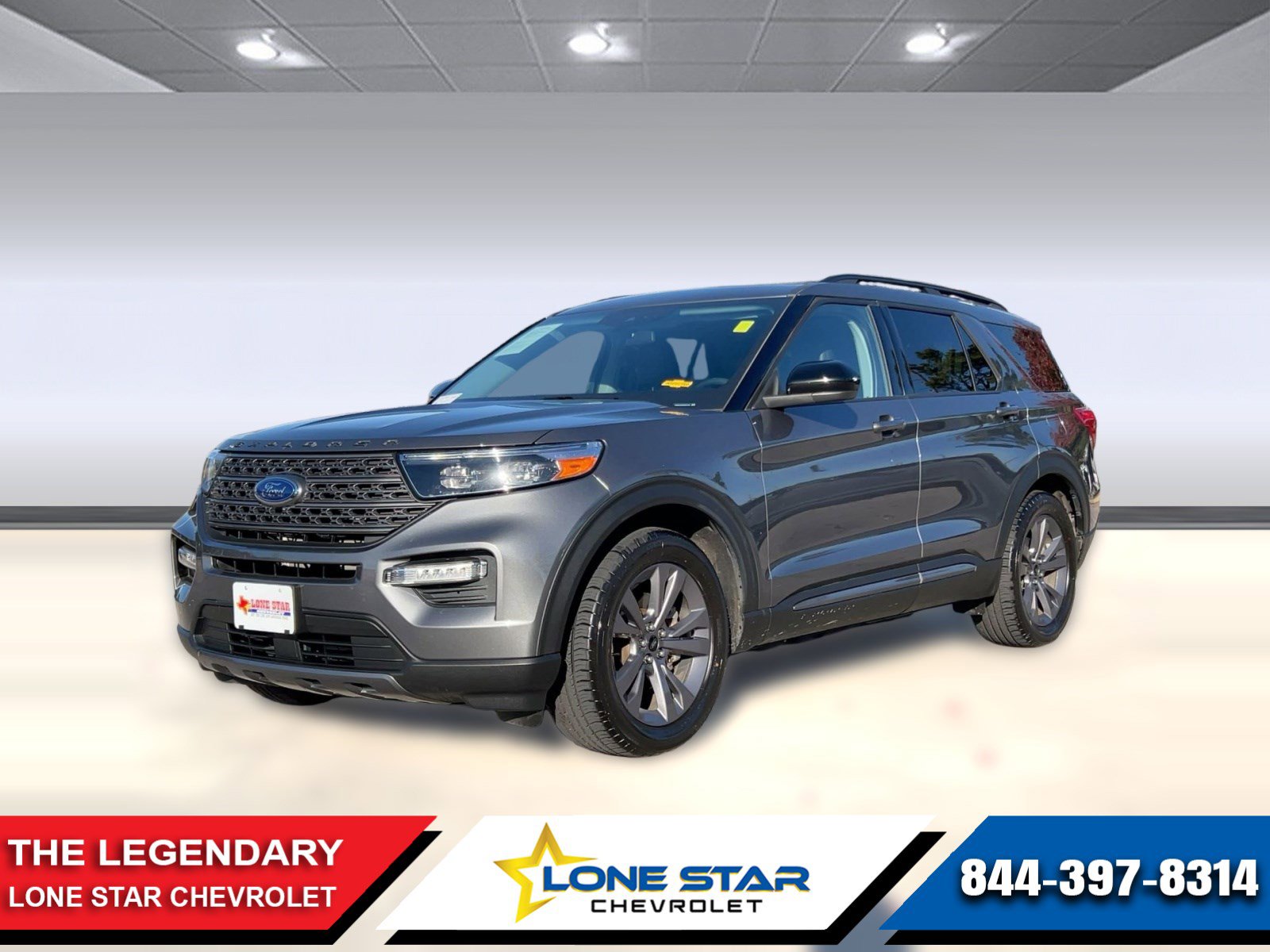 Used 2022 Ford Explorer XLT w/ Equipment Group 202A image 1