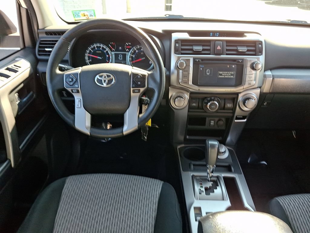Used 2018 Toyota 4Runner SR5 AWD/4WD image 12