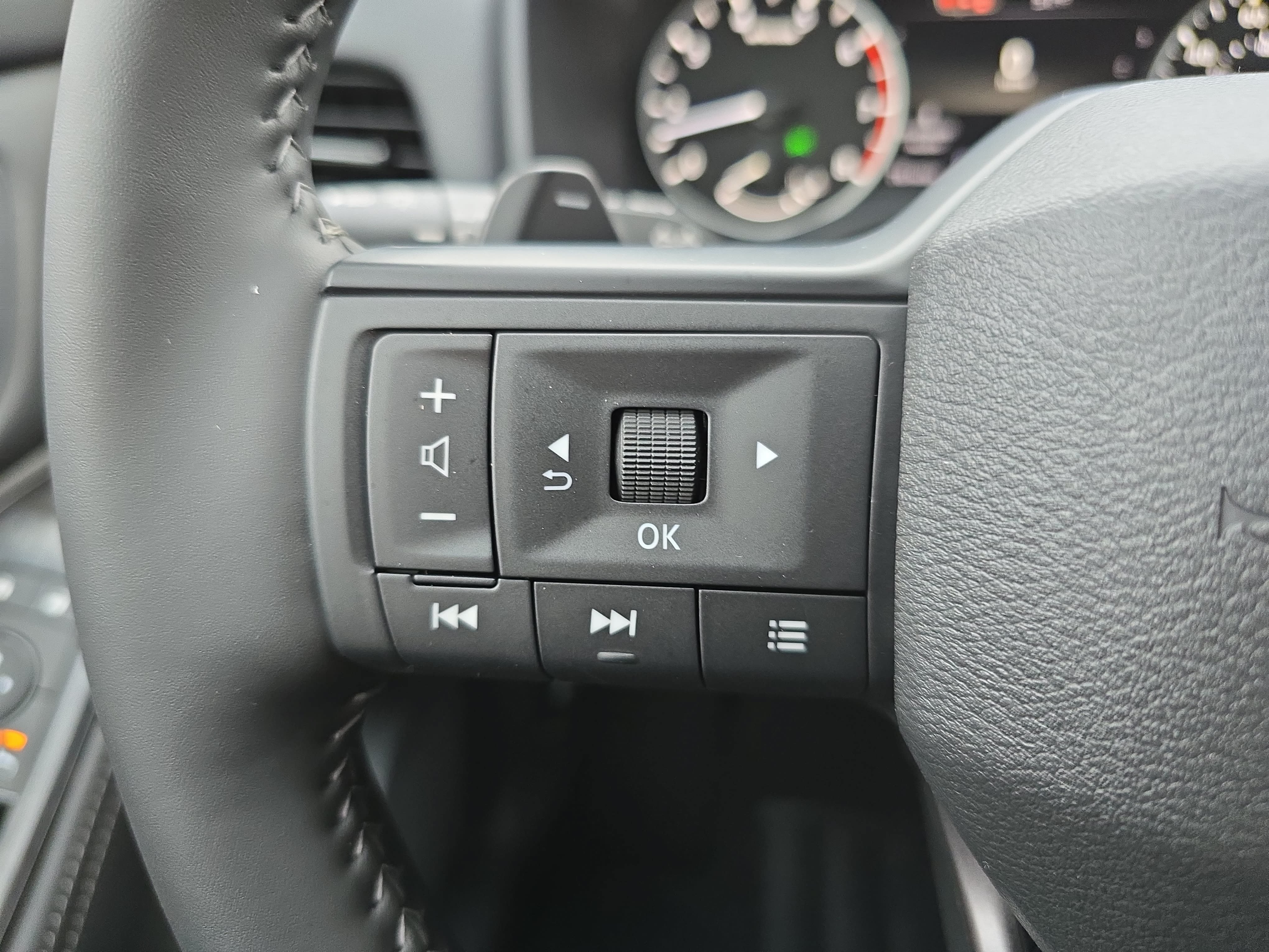 New 2026 Nissan Rogue Dark Armor AWD/4WD image 17