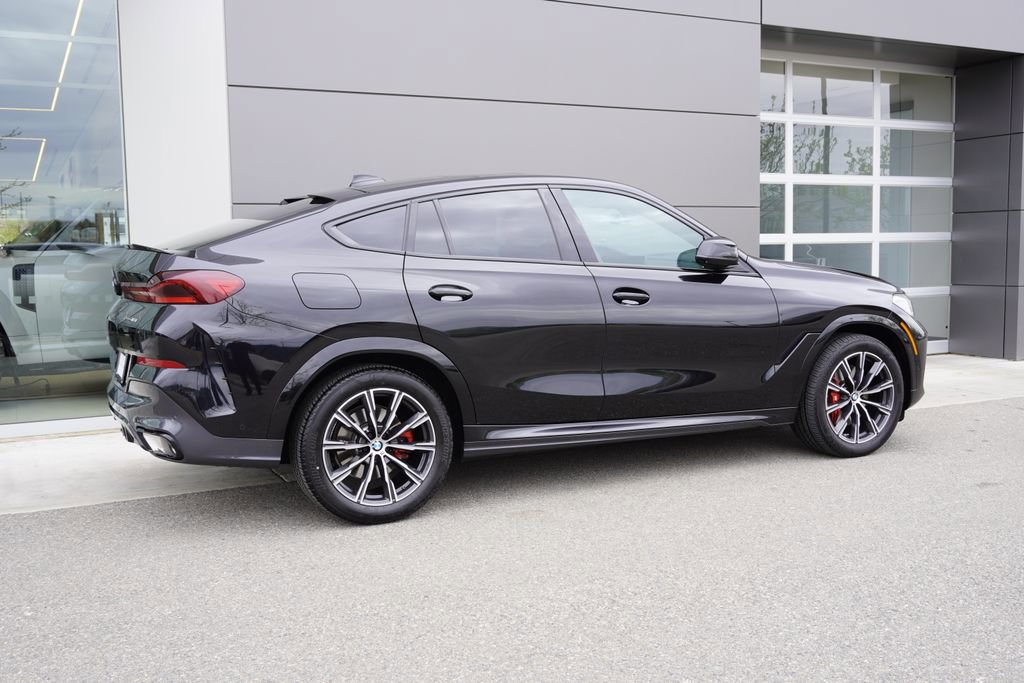 Used 2023 BMW X6 xDrive40i w/ Executive Package image 4