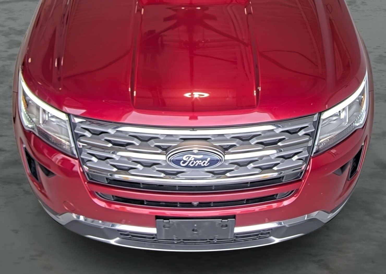Used 2018 Ford Explorer Limited w/ Ford Safe & Smart Package AWD/4WD image 16
