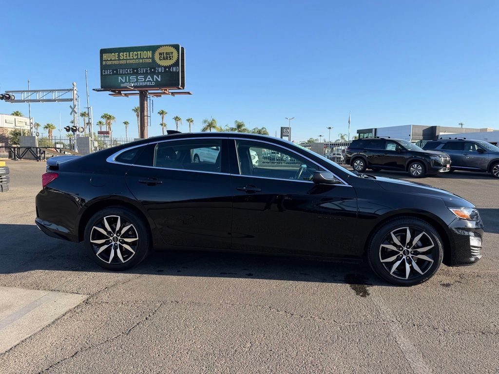 Used 2025 Chevrolet Malibu RS FWD image 7