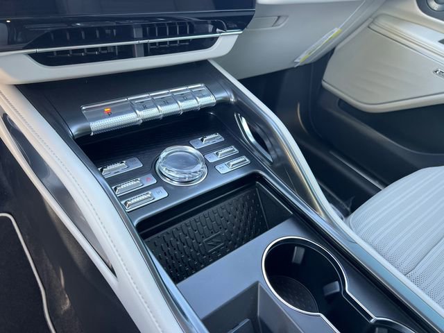 New 2026 Lincoln Nautilus Reserve AWD/4WD image 27