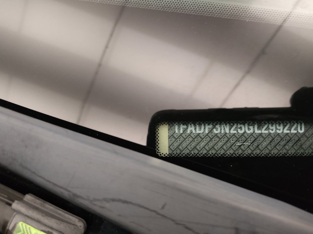 Used 2016 Ford Focus Titanium FWD image 33