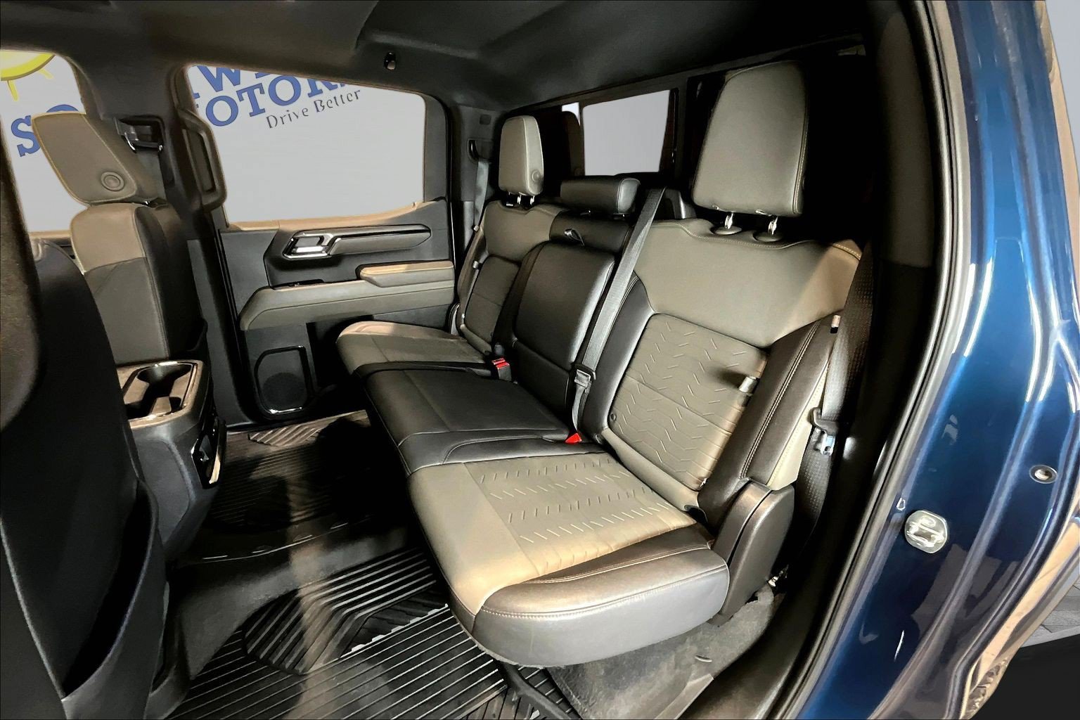 Used 2023 Chevrolet Silverado 1500 ZR2 w/ Technology Package AWD/4WD image 23