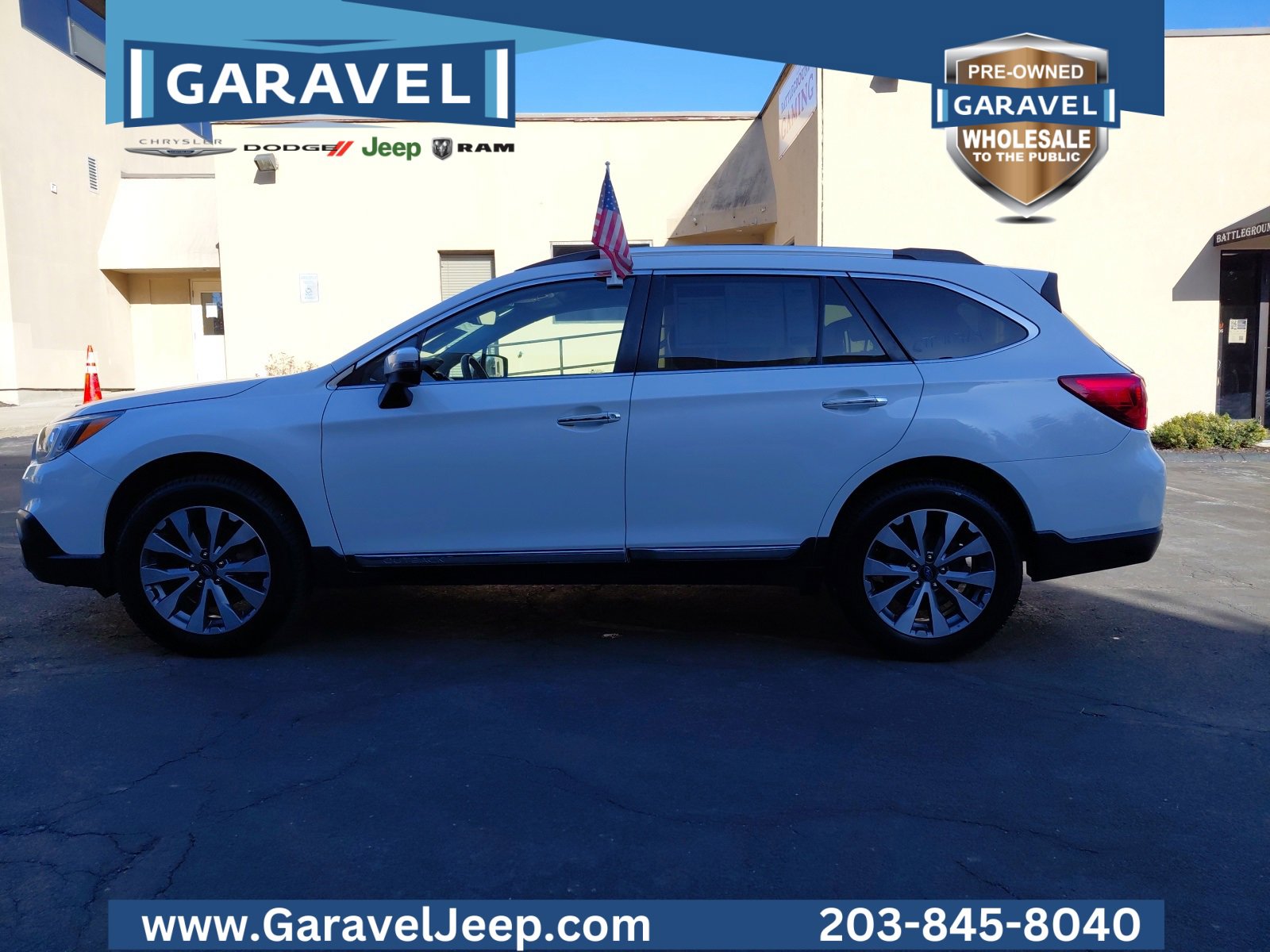 Used 2017 Subaru Outback 3.6R Touring image 35