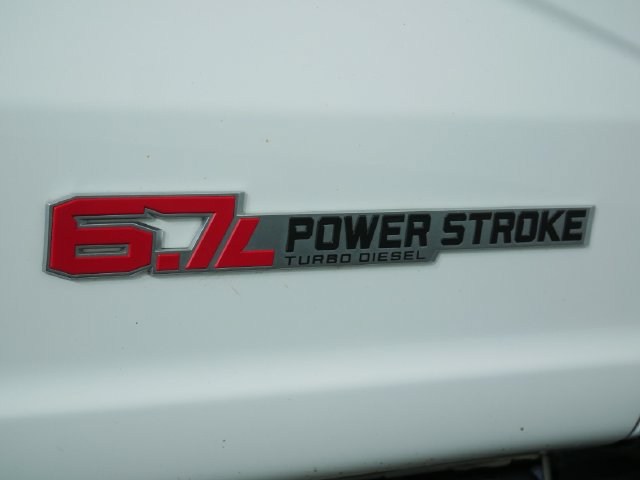 Certified 2024 Ford F350 Platinum AWD/4WD image 9
