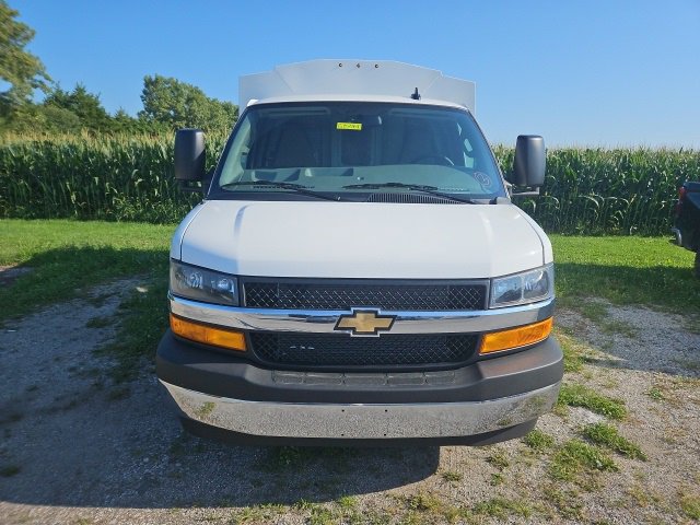 New 2025 Chevrolet Express 3500 w/ Power Convenience Package image 3
