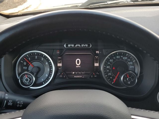 Certified 2022 RAM 1500 Laramie RWD image 28