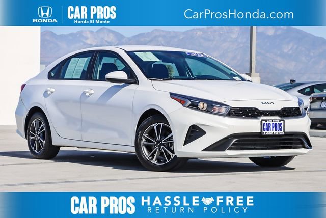 Used 2024 Kia Forte LXS image 1