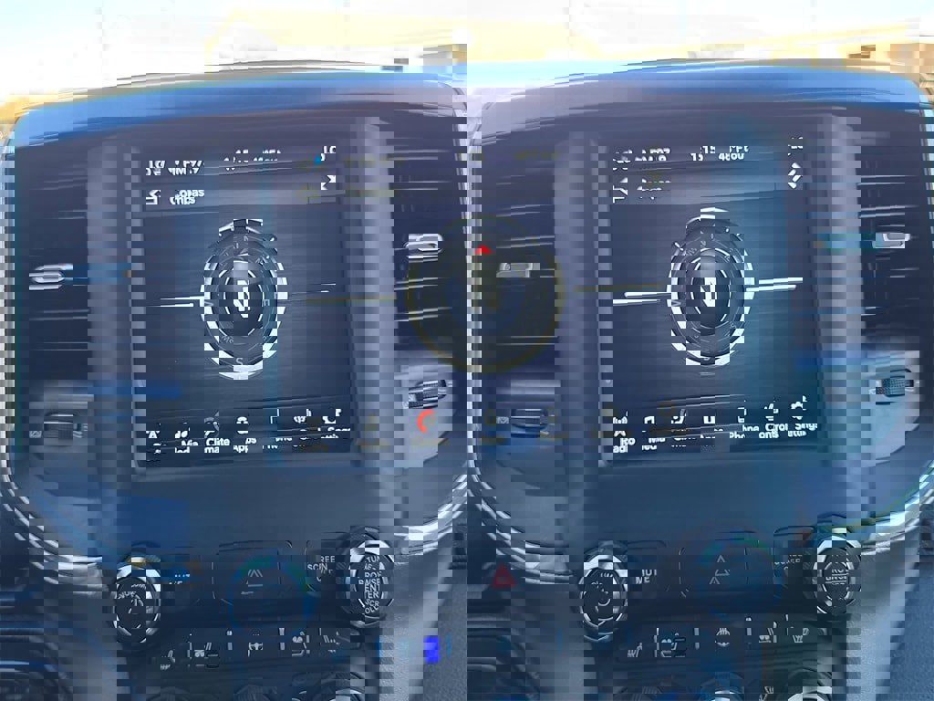 Used 2021 RAM 1500 Laramie w/ Off Road Group image 20