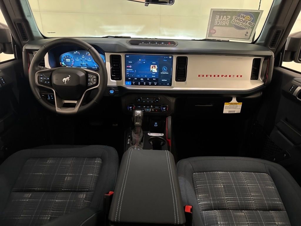 New 2025 Ford Bronco Heritage Edition image 5