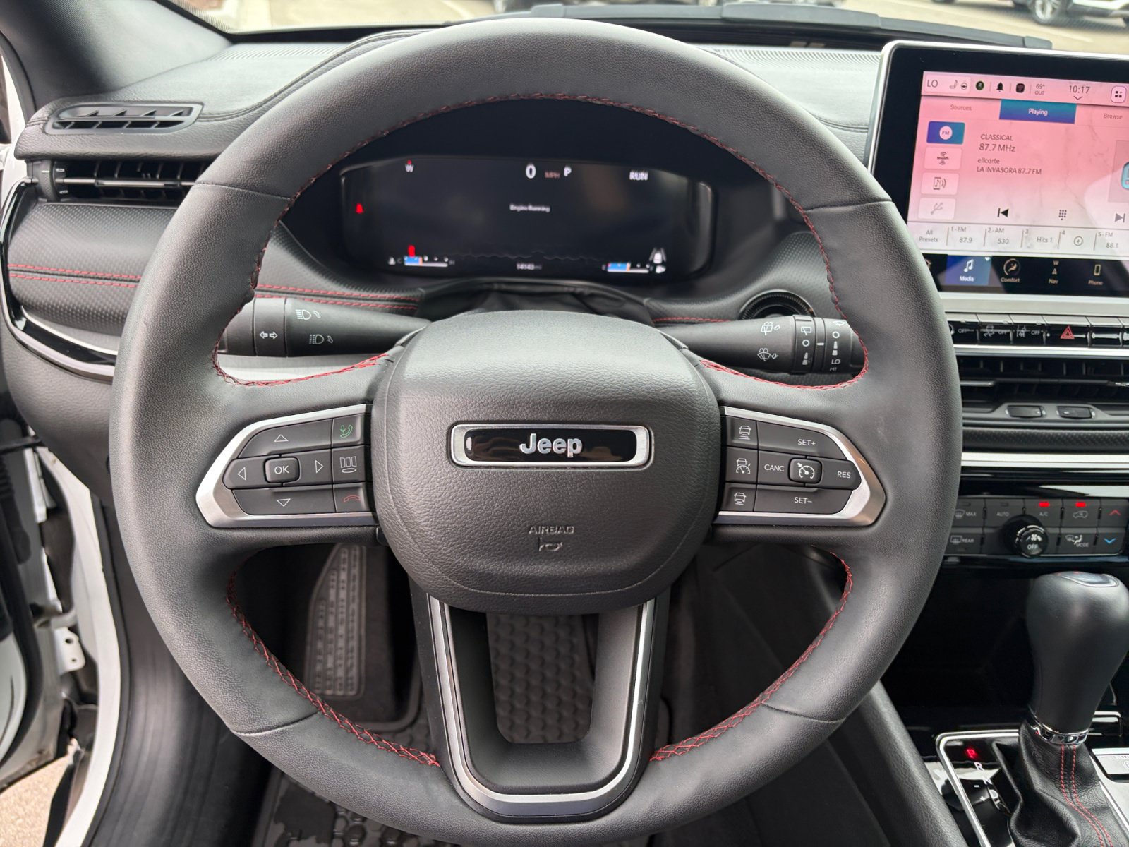 Used 2023 Jeep Compass Trailhawk w/ Trailhawk Elite Group AWD/4WD image 9