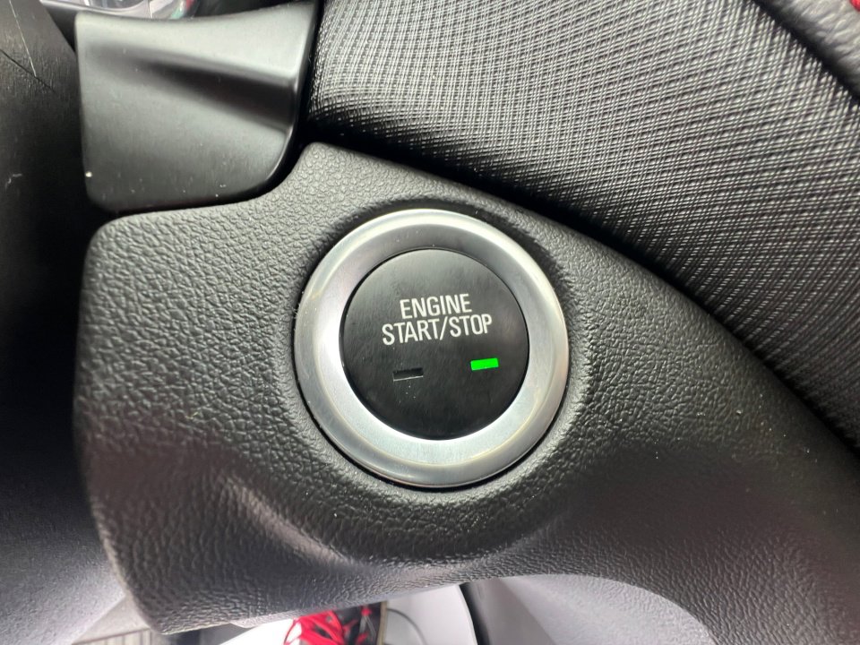 Used 2024 Chevrolet Equinox RS w/ RS Leather Package FWD image 20