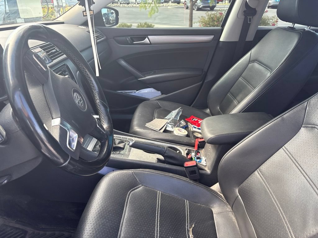 Used 2014 Volkswagen Passat TDI SE FWD image 9