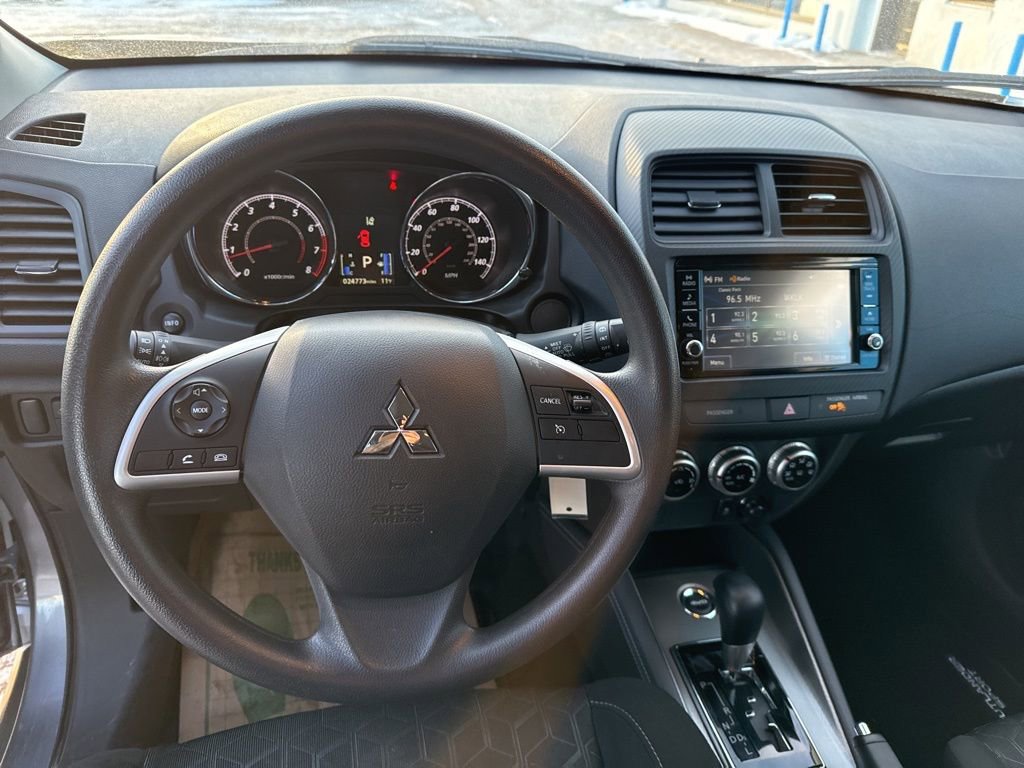 Used 2025 Mitsubishi Outlander Sport ES image 17