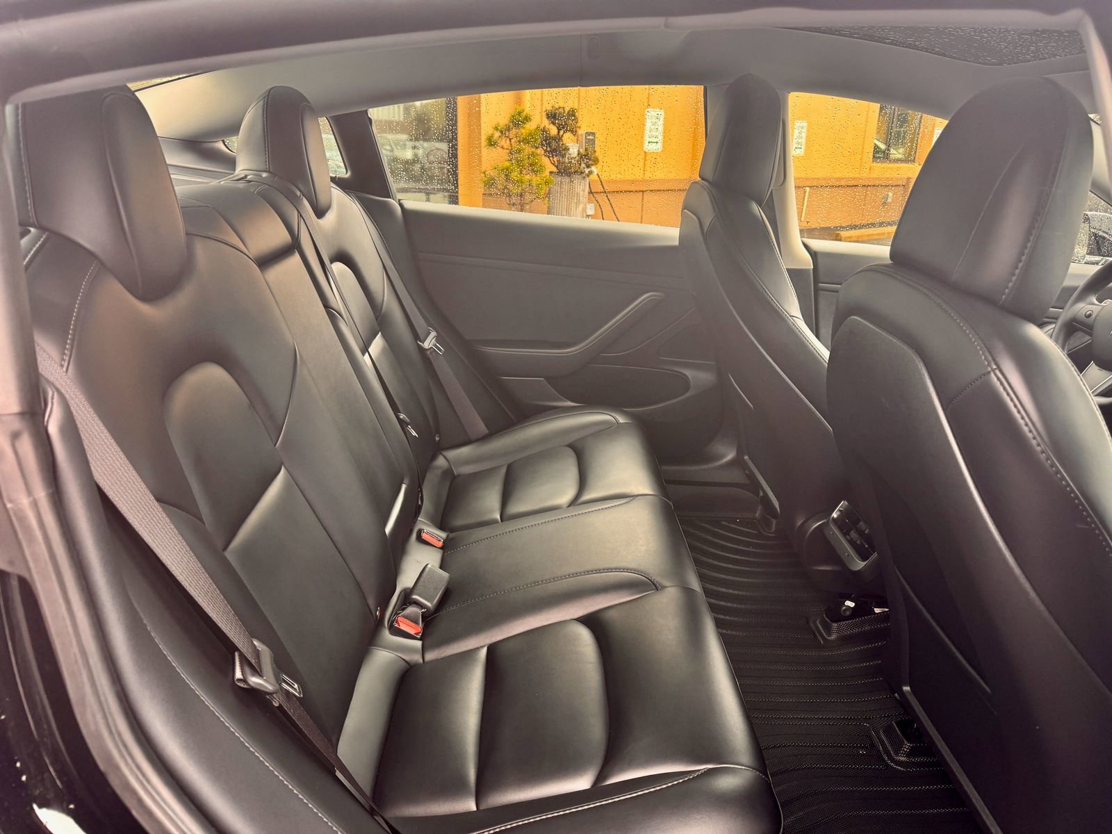 Used 2020 Tesla Model 3 Standard Range Plus RWD image 19