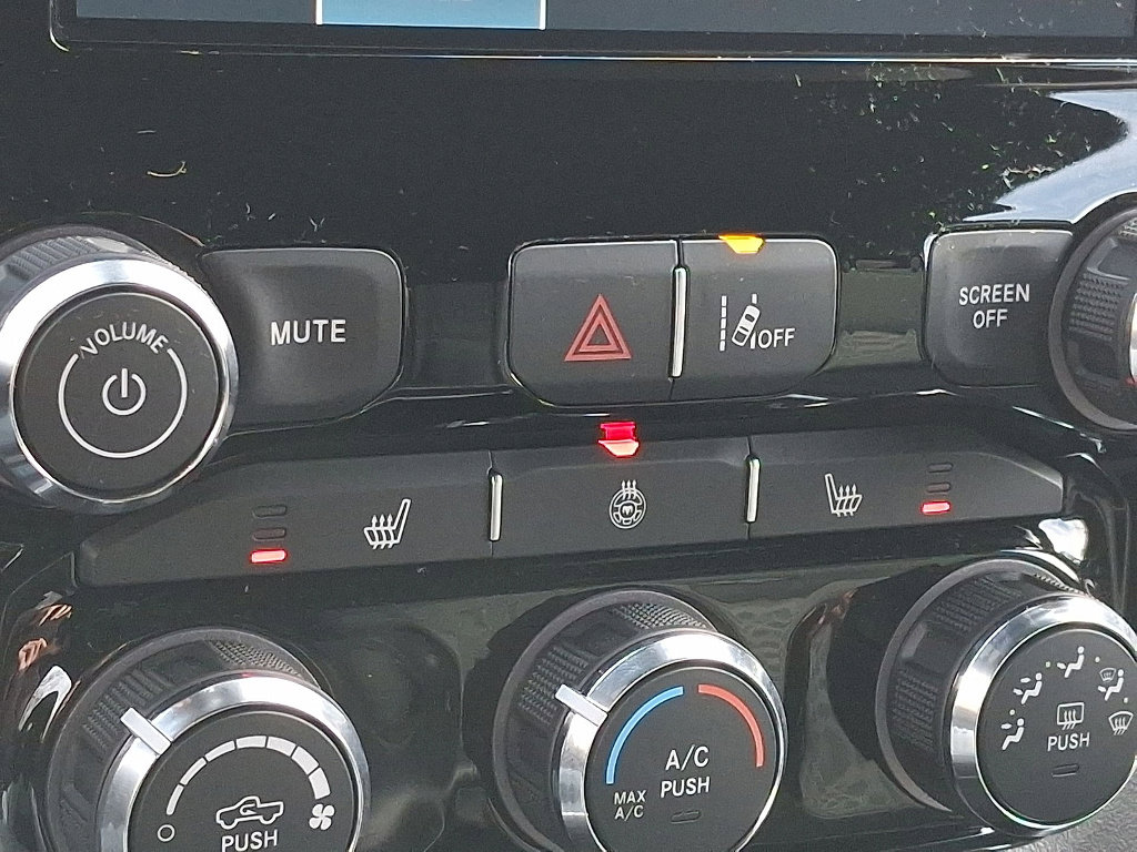 Certified 2025 RAM 1500 Big Horn image 19