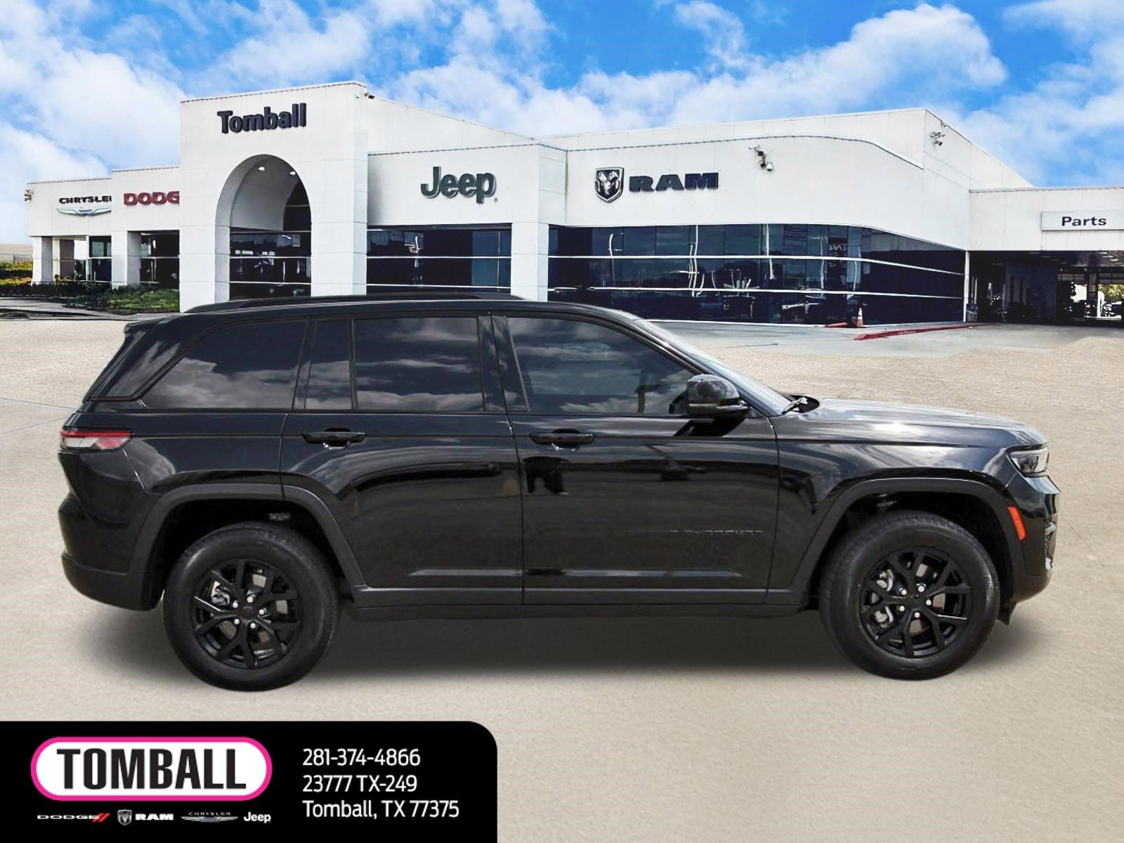 Used 2024 Jeep Grand Cherokee Altitude RWD image 8