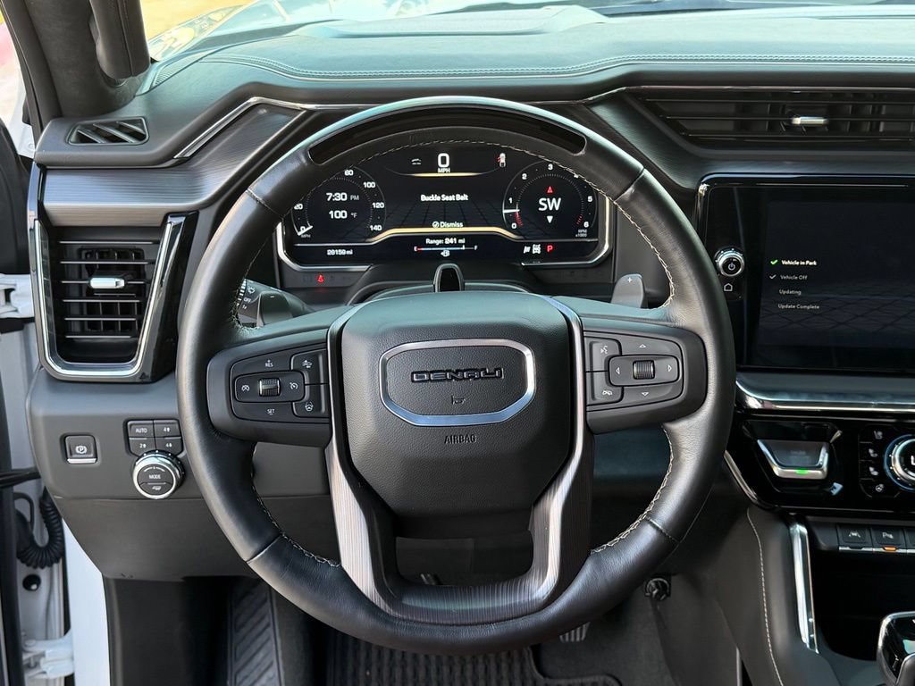 Used 2024 GMC Sierra 1500 Denali Ultimate AWD/4WD image 32