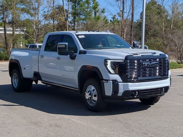 New 2026 GMC Sierra 3500 Denali Ultimate image 3