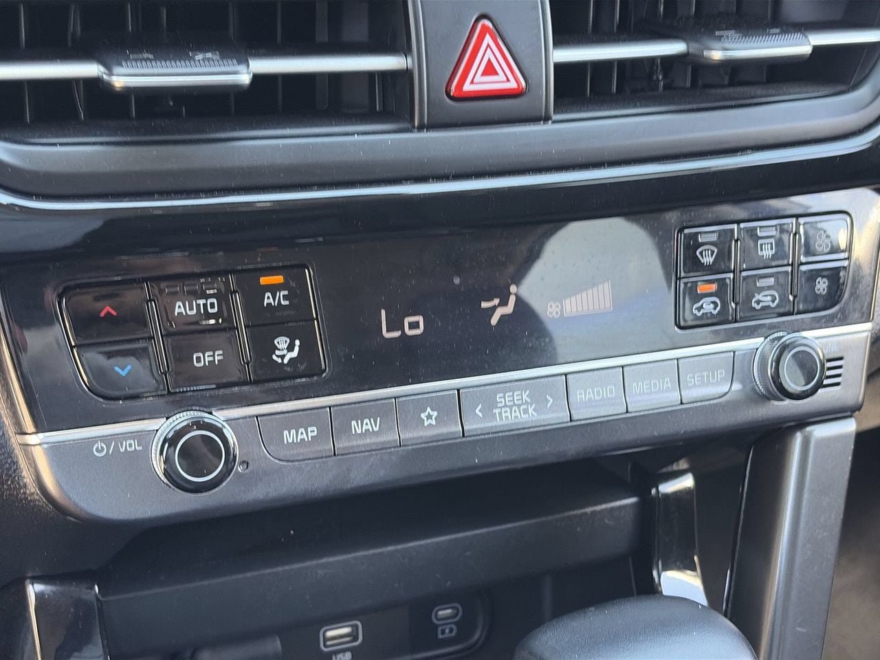 Certified 2025 Kia Seltos S FWD image 26