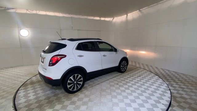 Used 2021 Buick Encore Preferred w/ Safety Package II image 3