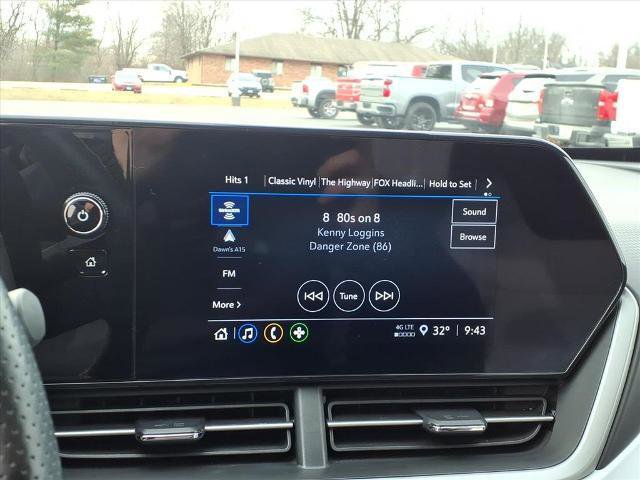 Used 2024 Chevrolet Trax RS w/ Driver Confidence Package image 12