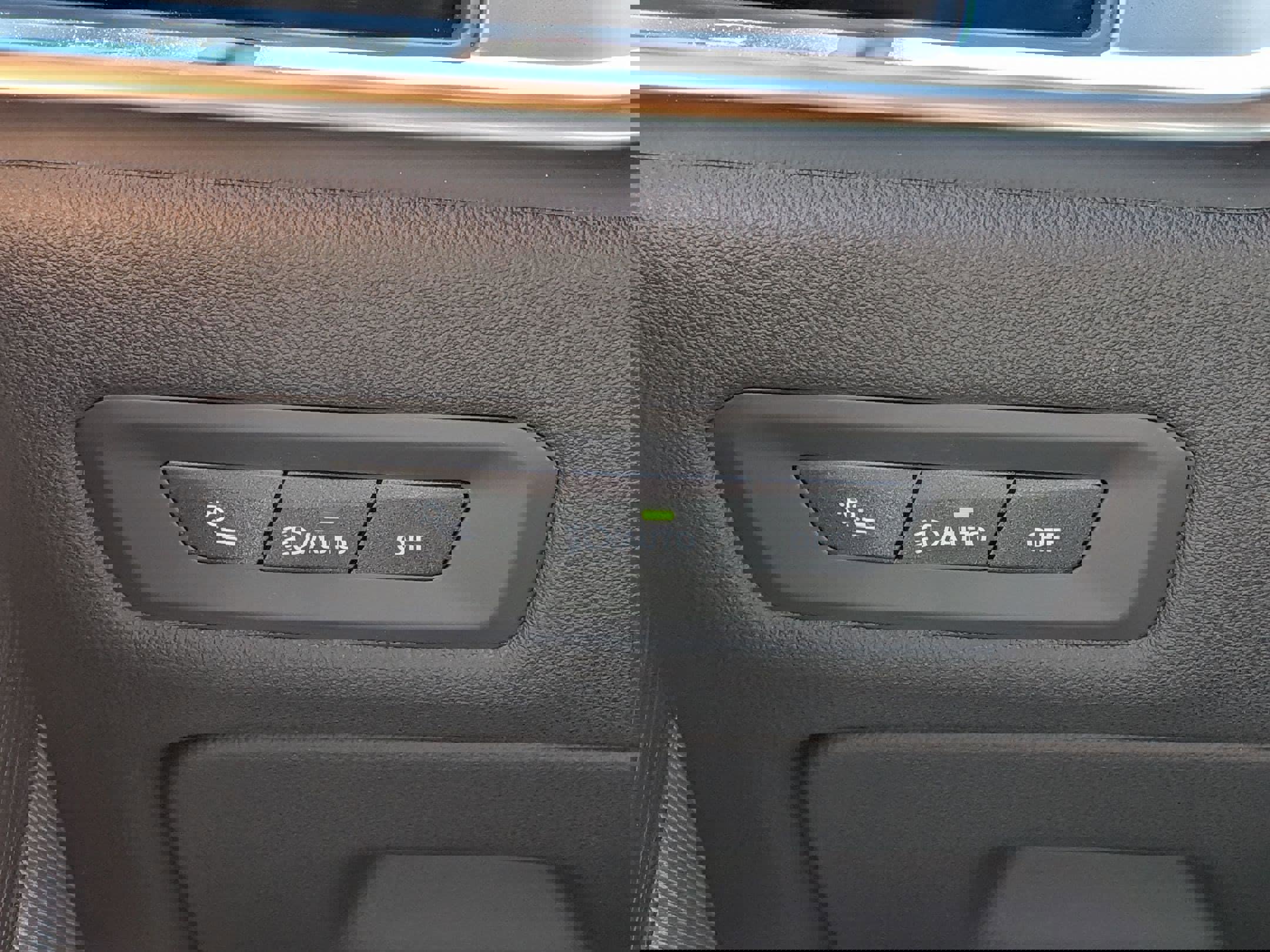 New 2026 BMW X5 xDrive40i w/ M Sport Package image 18