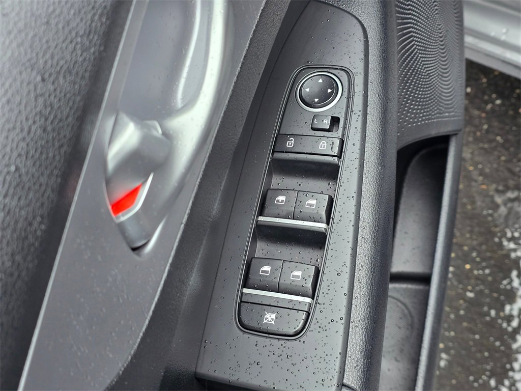 Used 2022 Kia Forte LXS image 13