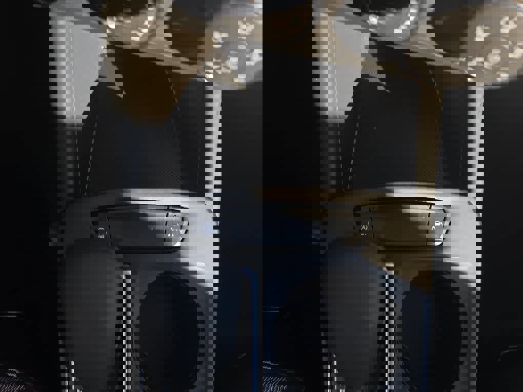 Used 2025 Chevrolet Trax LS w/ LS Convenience Package image 17