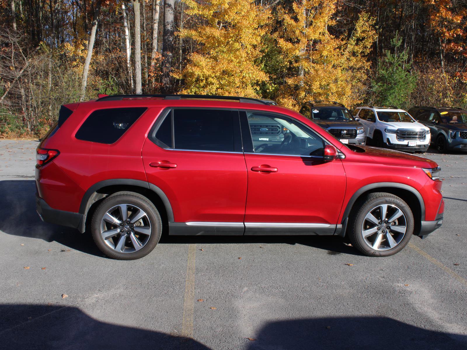 Used 2023 Honda Pilot Elite image 4