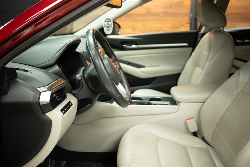 Used 2019 Nissan Altima 2.5 Platinum image 8