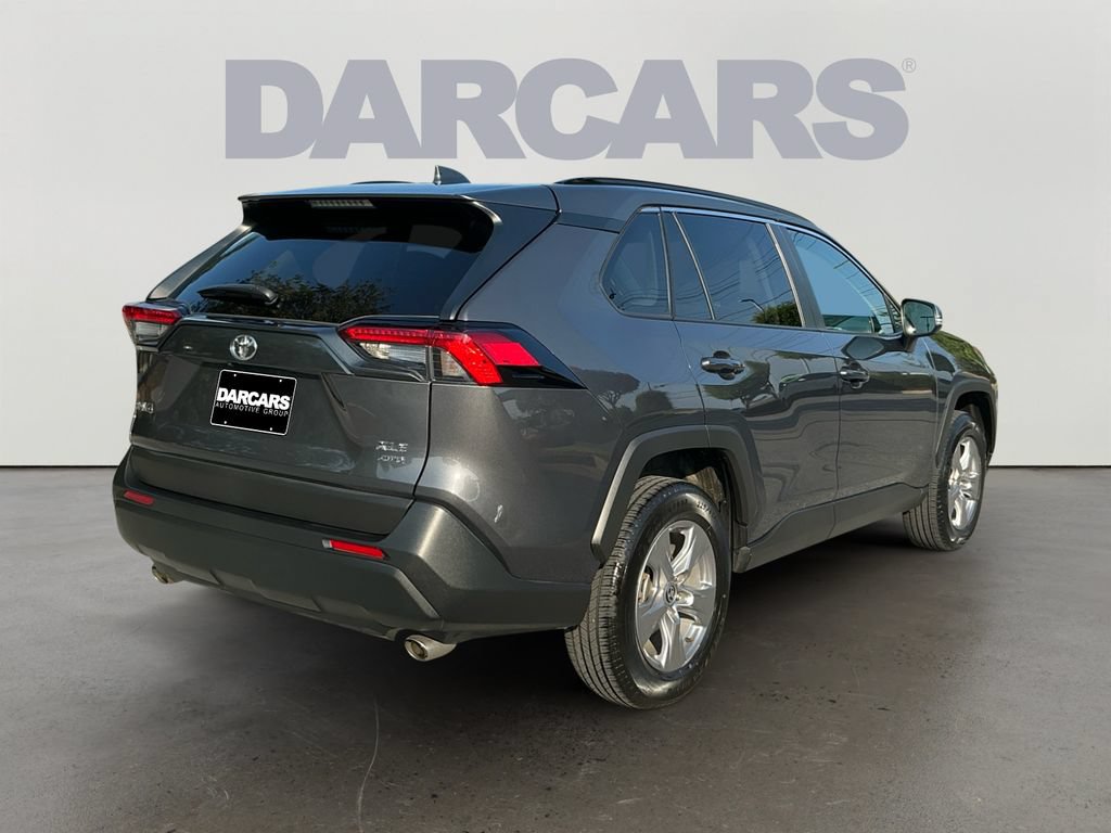 Used 2025 Toyota RAV4 XLE AWD/4WD image 7