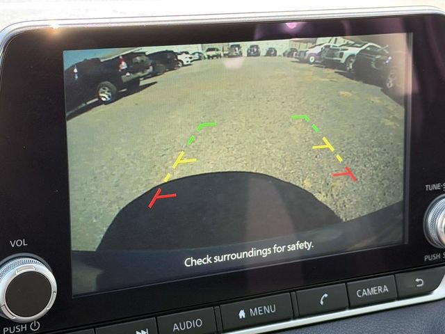 Used 2024 Nissan Sentra SV FWD image 2